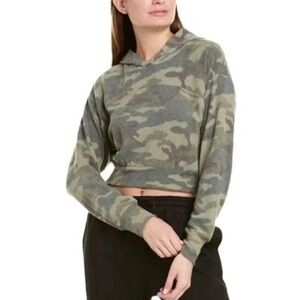 NEW Nordstrom Socialite Hoodie Long Sleeve Cropped Knit Olive Camo Sweatshirt XS